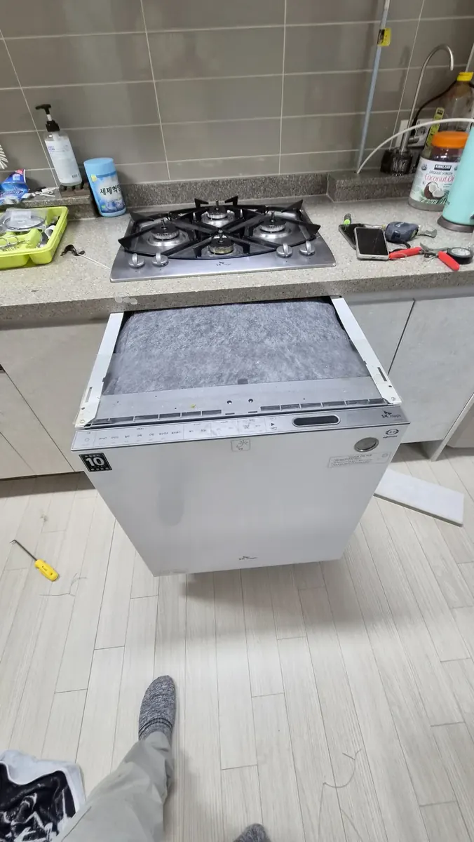 식기세척기 설치 높이 — 빈 칸에 맞춘 식기세척기
